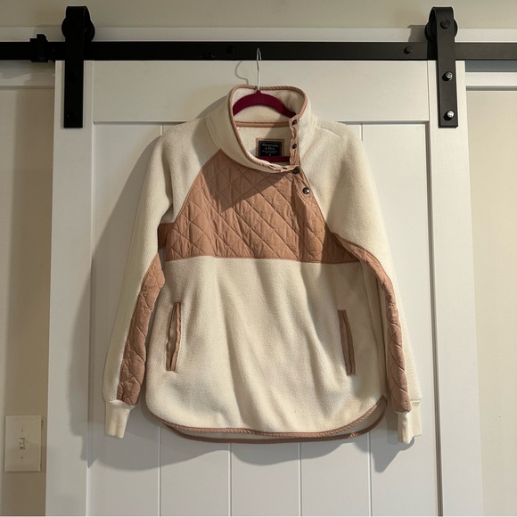 Abercrombie & Fitch Tops - ABERCROMBIE & FITCH Pullover